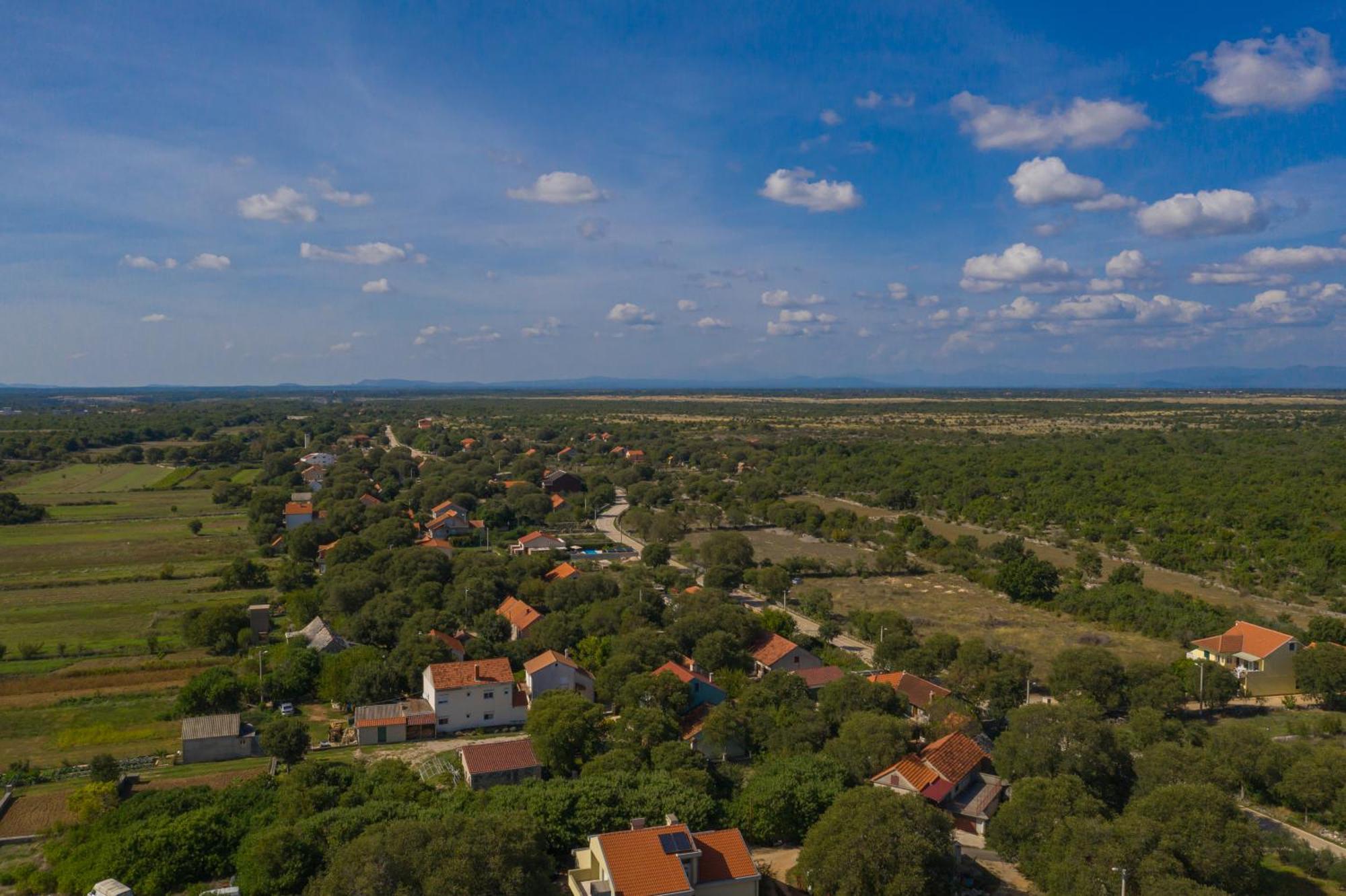 Experience Village Life - Jokini Dvori With Private Pool Pakovo Selo Eksteriør bilde